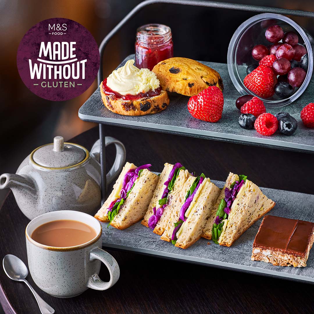 marksandspencer's tweet image. BIG news in the M&amp;amp;S Café! 🔔 Today we launched our gluten free afternoon tea. 👏 For £10pp, our gluten free afternoon tea includes delights such as our AWARD-WINNING cheddar cheese New Yorker sandwich, and gluten free fruit scone. 🥪🍓☕️ Now available in over 170 M&amp;amp;S Cafés. 😍