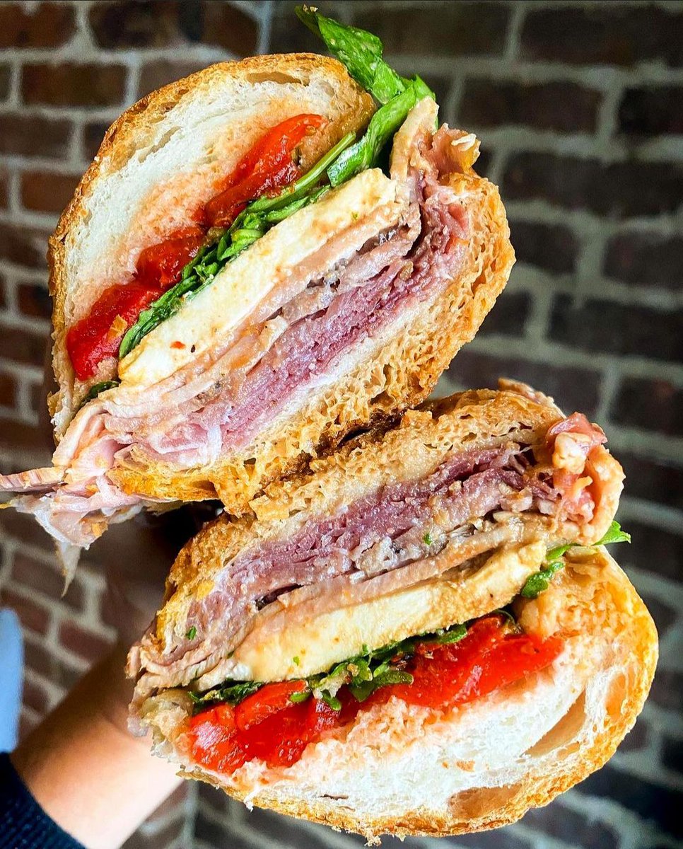 Le Meilleur Sandwich Italien qui existe bit.ly/44OG0FD