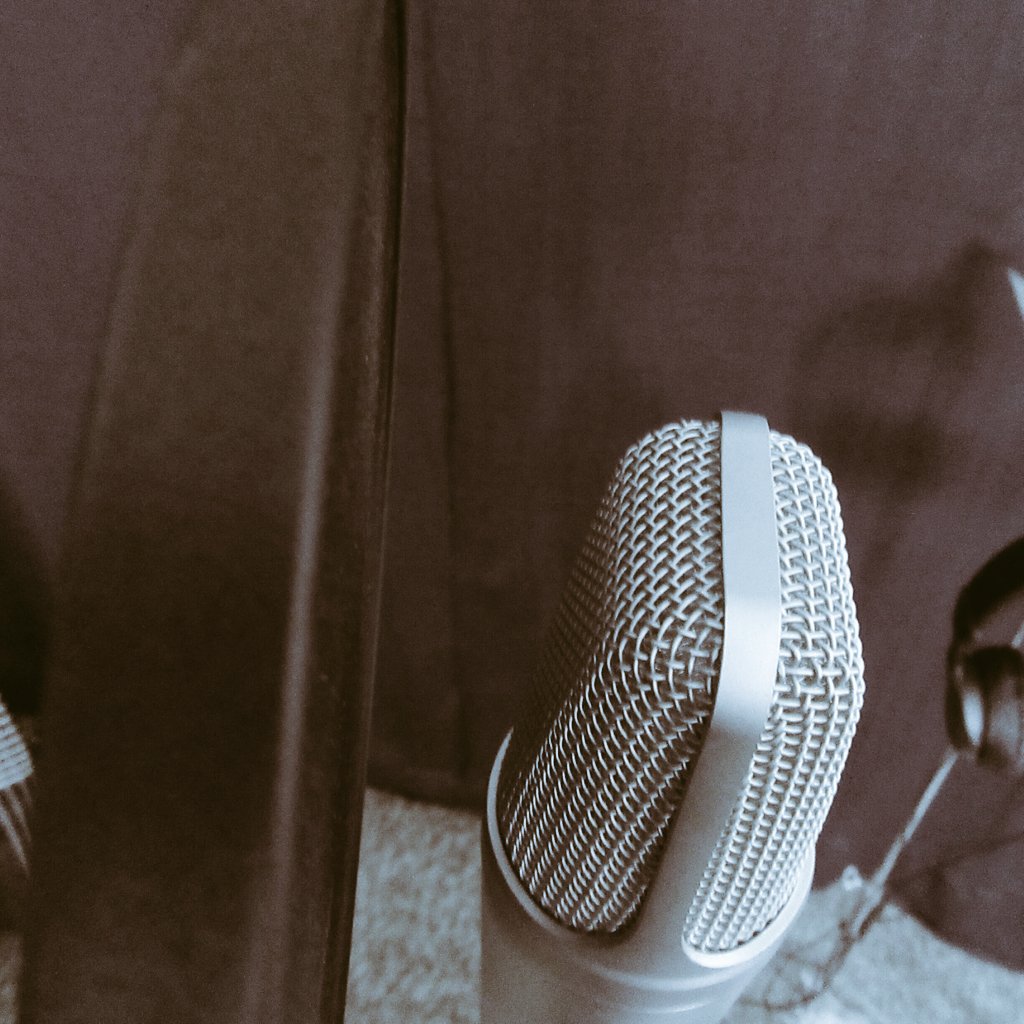 If getting started with the process of recording is overwhelming you, why not come see us?

We offer one free consultation to all our 1st time customers.

Email: metallodlab@gmail.com
WhatsApp: +27 82 533 4909