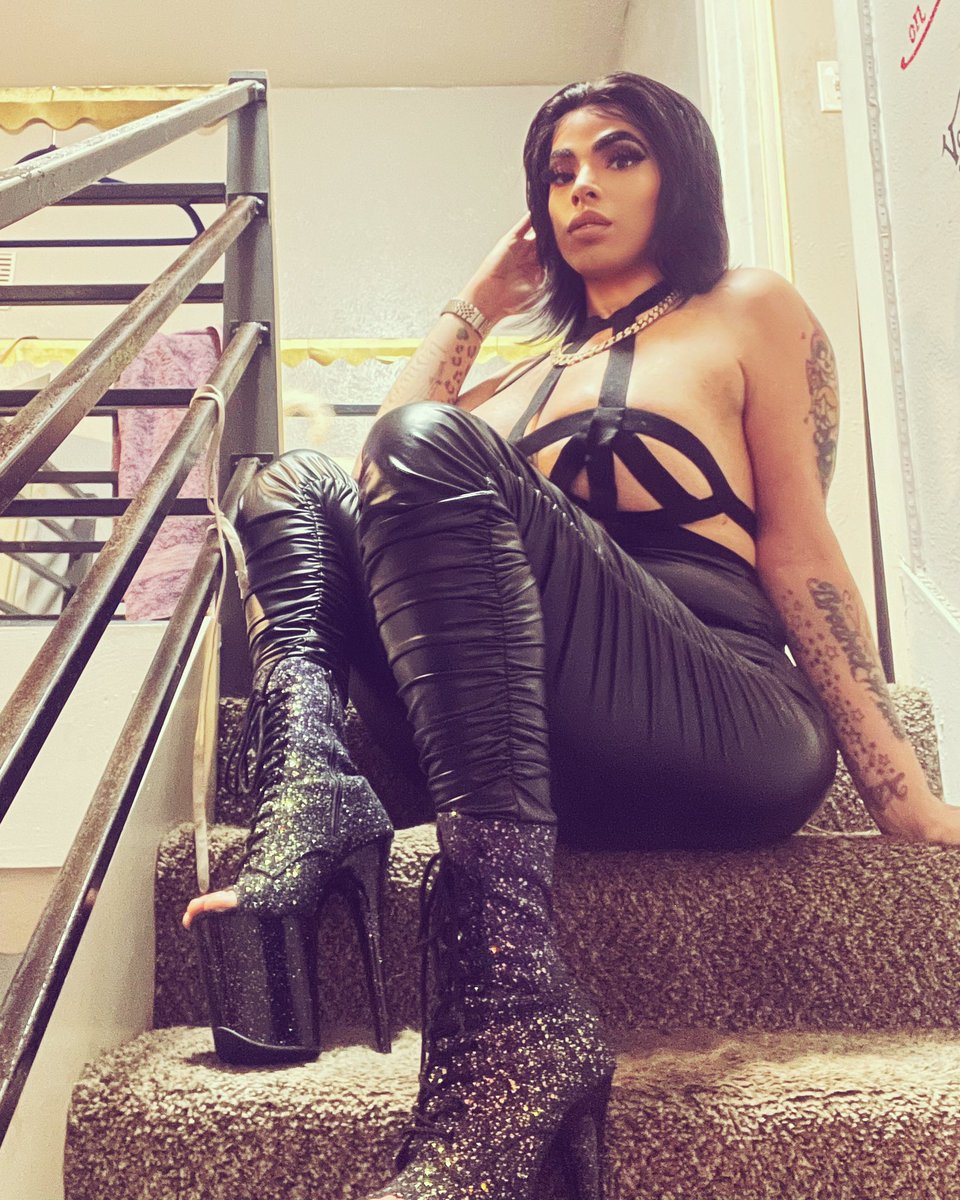 TsBrittanyBella's tweet photo. The Bitch They Love Too Hate! #transgender #pride #transwomen #transwoman #influencers #blogger #modeltok #bloggerlife #influencermarketing #contentcreator #tiktokinfluencer #advertising #socialmedia #modeling #modellife #entrepreneur #celebs #baddie #citygirls @BrittanyBella95 https://t.co/yZyFBtVPEf