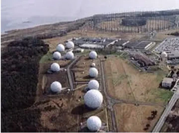 STansuke's tweet image. 日本では17基のHAARPが稼働
 なかでも世界で最も進化したと言われるのが京大MUレーダー。
電子レンジに例えれば17億Ｗという大容量 宇宙空間に配備されている反射鏡に、マイクロ波を撃ち込んで、地上の標的に。 散布された超ナノアルミで集中豪雨、活断層で地震