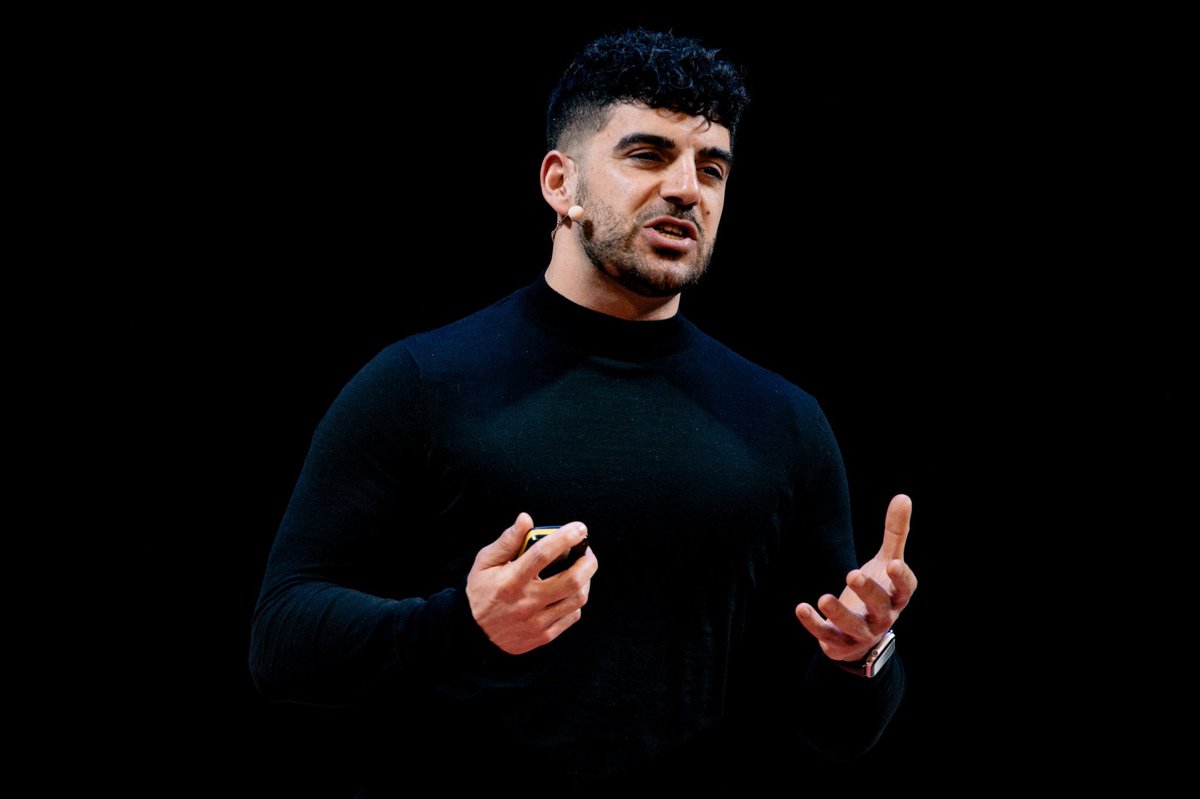 AlexKeshavarzi's tweet photo. My TEDx talk is live! Watch to learn about the mysteries of our universe and the Muon g-2 Experiment before we release a new result next week! 

https://t.co/1kuGpaDqiK

#ted #tedx #science #physics #particlephysics #Universe #Discovery #Manchester #talk https://t.co/v8mgMd1oU6