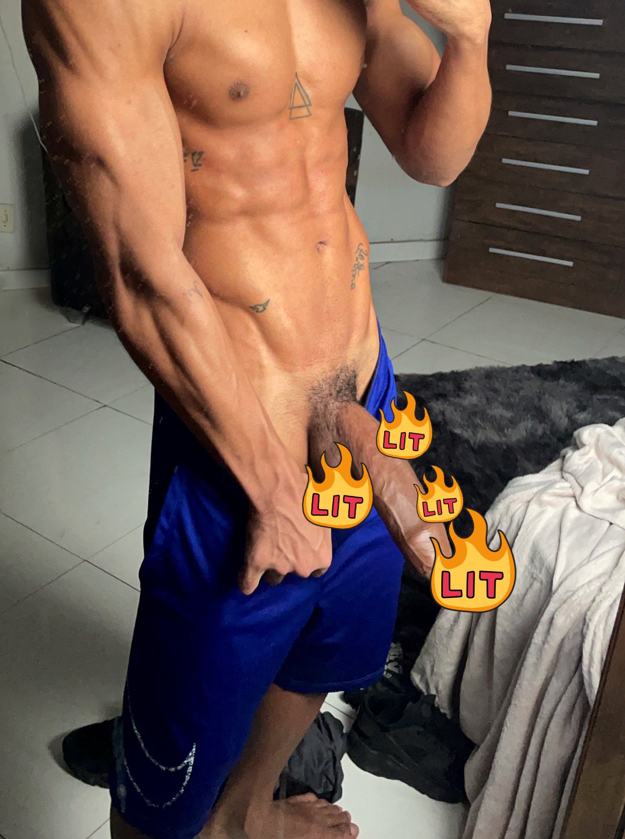 figura impropria on X: toma pau 🍆 ONLYFANS APENAS 8$ 🤑  t.copWyt2LuxHH 🔥 t.co1w3513Jok1  X