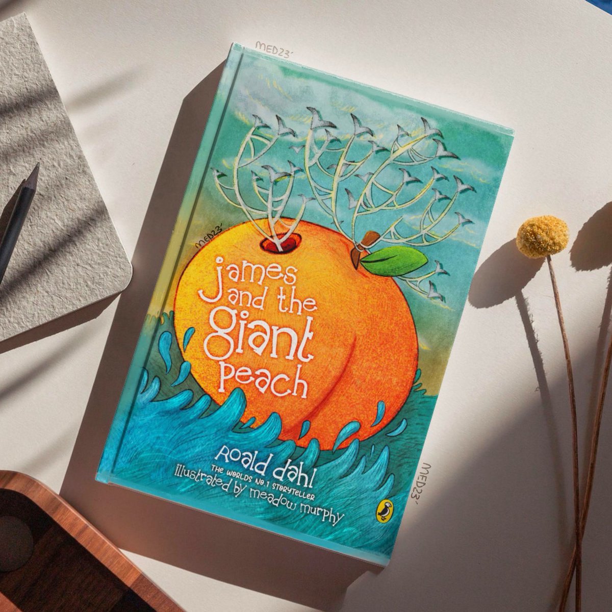 MedArts03's tweet photo. Here’s a look at my book cover mock-up from my James and the Giant Peach project!
🍑 🐞🐛🪲🕷️🌿🦈
 #digitalart #smallartaccount #roalddahl #illustration  #childrensbookillustration #childrensillustration #storybook #kidlit #childrensliterature #bookcoverdesign #procreate https://t.co/ftLIx4RiCg