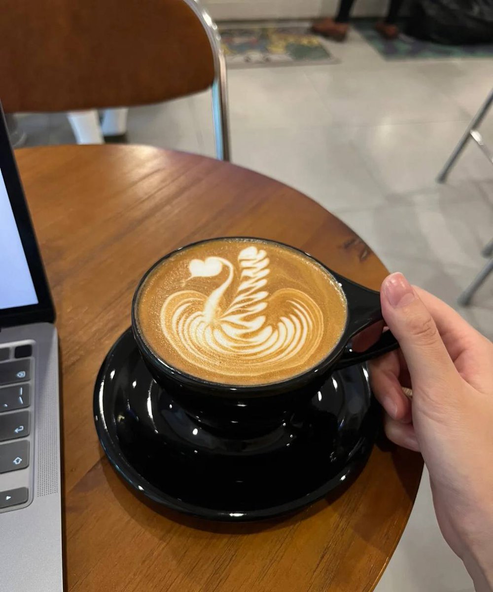genc_96's tweet photo. Today's to-do list sponsored by coffee. https://t.co/nE0jnEVLzN
