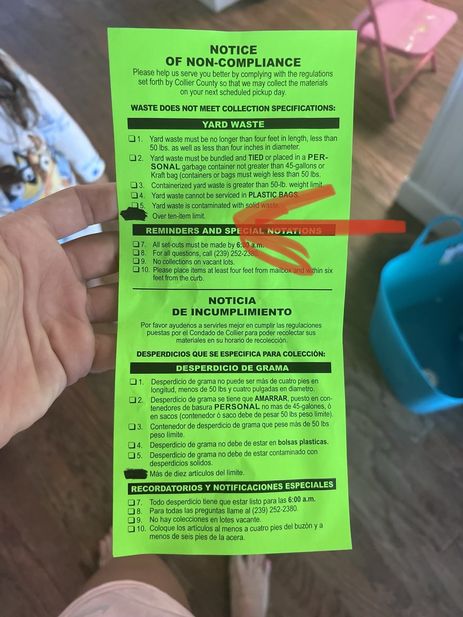 dgbaptiste's tweet photo. It’s bulk trash day… Everything that was out, there was neatly tied up and piled… not to mention that I … a woman single-handedly did all of this… Then the 2-3 guys would come and complain for doing their job??? #trashday #florida https://t.co/qwGwRS0Yuh