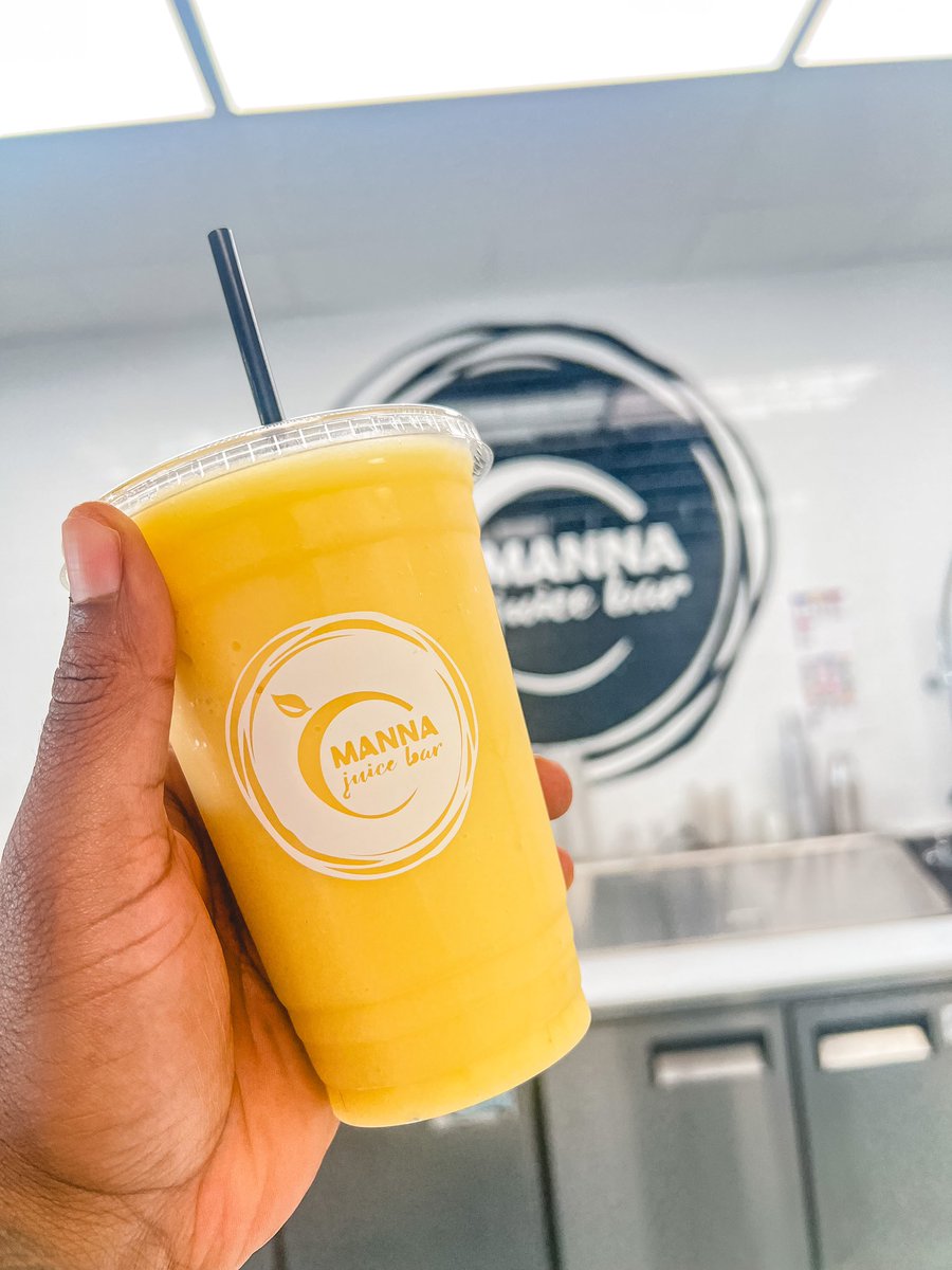 DubbsGrubs's tweet photo. This black owned juice bar has now opened up an additional Arlington location! 

- Juices
- Smoothies
- Shots/Detoxes 
- Smoothie Bowls
-  &amp; more! 

📍Manna Juice Bar
4118 S Cooper St Arlington Tx https://t.co/PHJHVGoGBz