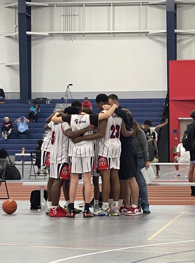 What an amazing summer! Finished with a record of 25-3 and more importantly these guys got better. Shoutout to all the parents who made this possible! 
Until next summer….💯