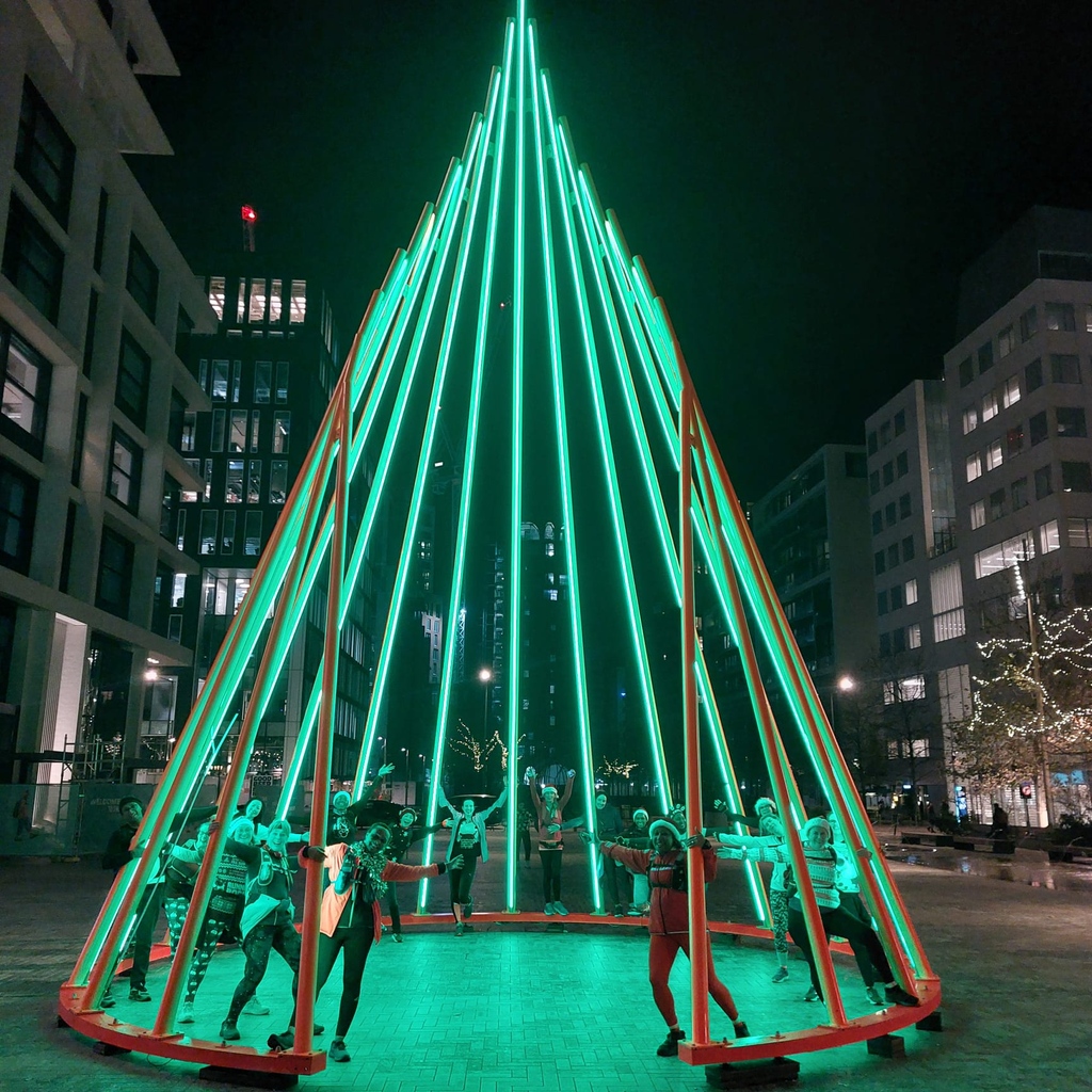 SecretRuns's tweet image. 114 days until our first Christmas lights tour 🎄🎅

And we are well and truly counting! 🙌

Run through London's Christmas lights with us this year, festive tunes pumping as we trot merrily through the city.

secretlondonruns.com/christmas-ligh…