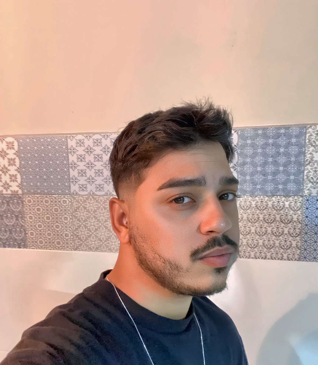 Alexsiq_'s tweet photo. Fotinha de perfil 😅 https://t.co/AXobYqyMc6