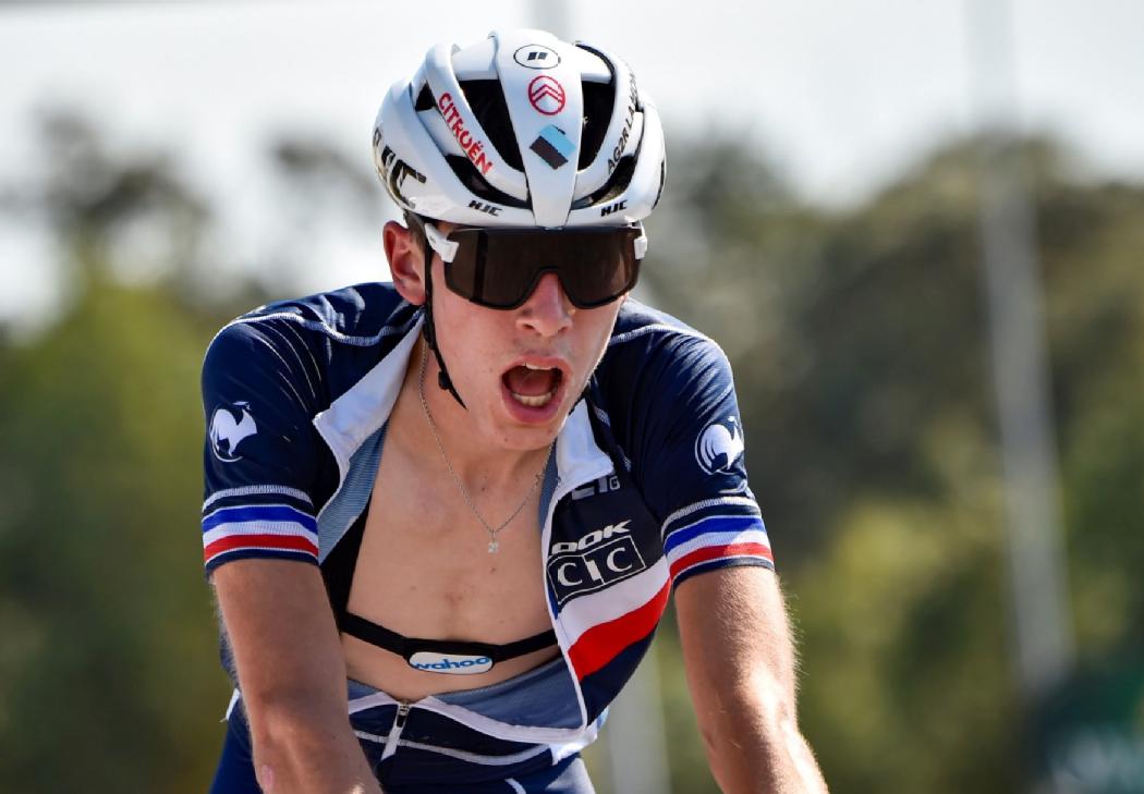 LaMontagne_TDS's tweet photo. #Cyclisme : une médaille pour Léo #Bisiaux (VC #Riom) aux championnats de #France juniors, à #Pledran
https://t.co/ggrMgA9jtj https://t.co/iewGH5O68y