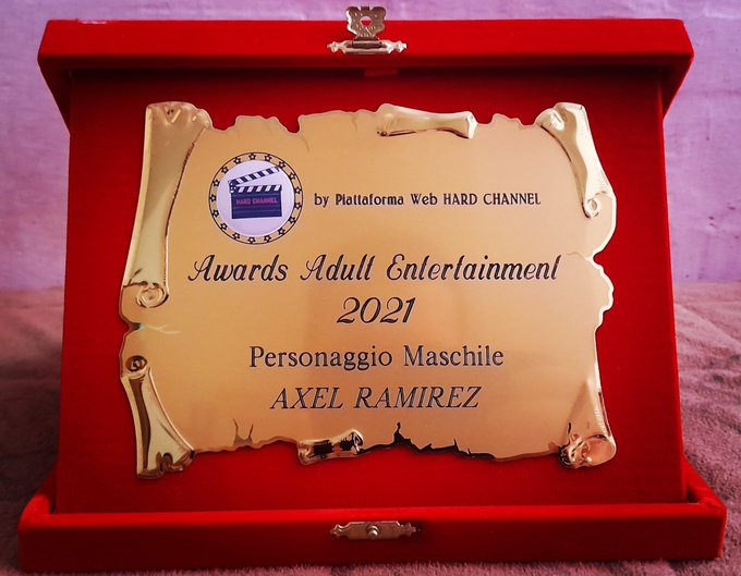 Gal&agrave; degli Awards Adult Entertainment 2023   #axelramirez #ar #awardsadultentertainment #personaggiomaschile<a href="/tag/axelramirez"class="tags">#axelramirez</a><a href="/tag/ar"class="tags"><span>#ar</span></a><a href="/tag/andreanobili"class="tags"><span>#andreanobili</span></a><a href="/tag/felixbelmondo"class="tags"><span>#felixbelmondo</span></a><a href="/tag/fantasystudio"class="tags"><span>#fantasystudio</span></a>