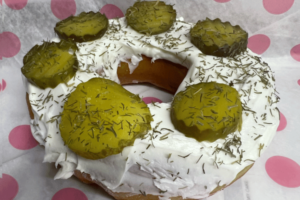 onmilwaukee's tweet image. OR who's down for the Dill Pickle Donut?! 

buff.ly/3qcUMqM

#Wistatefair #dillpickledonut