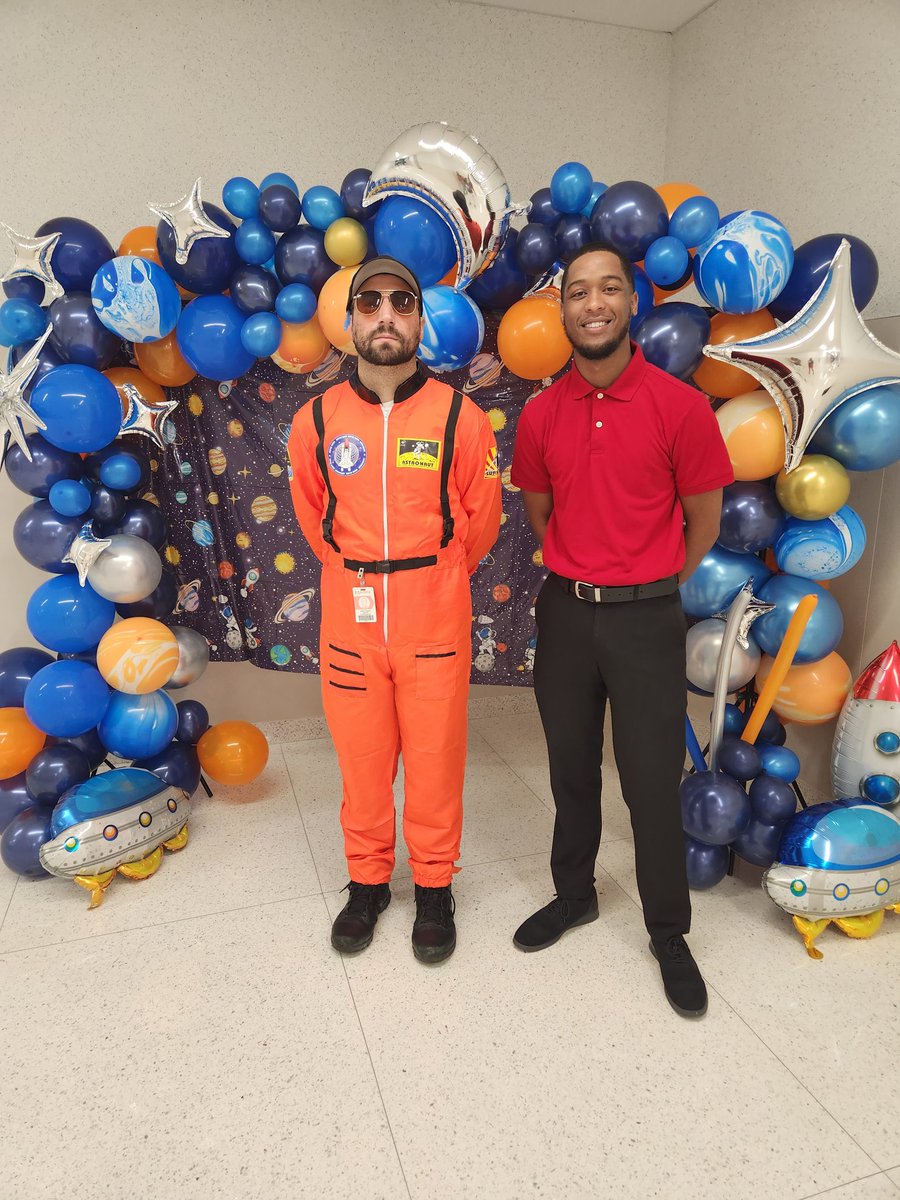 vakesia's tweet photo. @AldineISD @SandraDoria11 @TRod_Math13 Middle School Mathematics To Infinity and Beyond! #AldineRising #MathVoyager https://t.co/a7rVGg8bL1