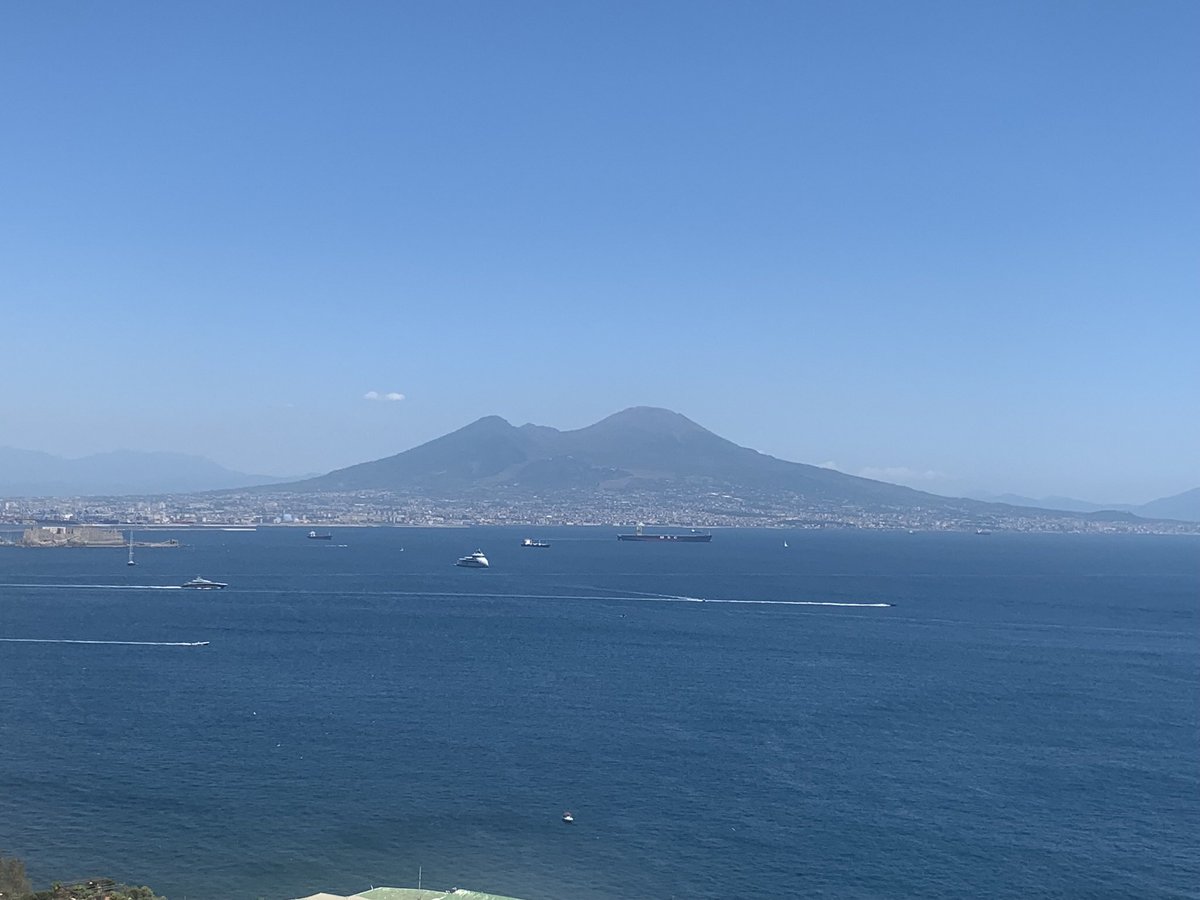 LetiziaS76's tweet photo. Ho fatto un salto a #Napoli

#2Agosto 
#unoScatto https://t.co/xjnV2PaYY6