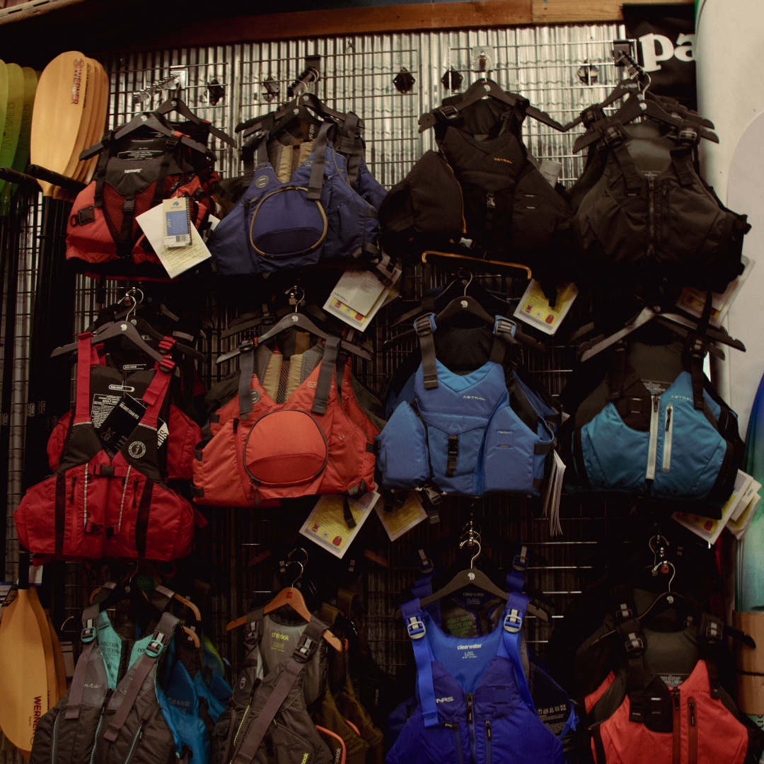 Make sure you're prioritizing your safety on the water! It's important to invest in a PFD that fits you properly – so stop in and allow us to help you find your perfect fit. 

#LiveYourPassion #ShopLocal #KnoxvilleTN #Appalachia #Travel #Boating #BoatingSafety #PFD