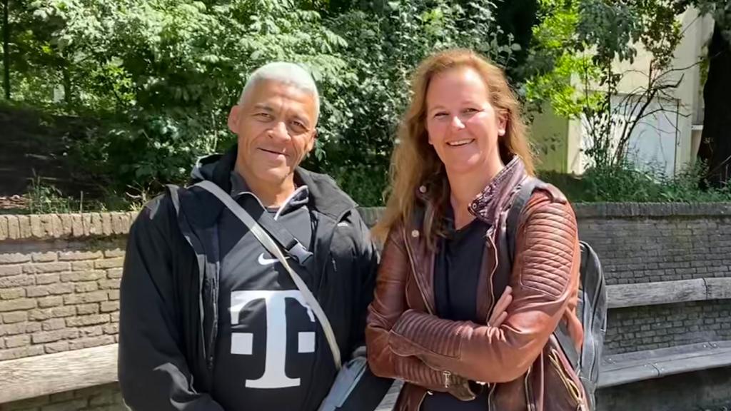 Vandaag was Michel op pad met wethouder Rachel Streefland. Gisteren gin het verbod in op gebruik in de openbare ruimte. 

Hierover spraken ze uitgebreid. Met als belangrijkste vraag "waarom is er afgelopen anderhalf jaar niet met ons gesproken".