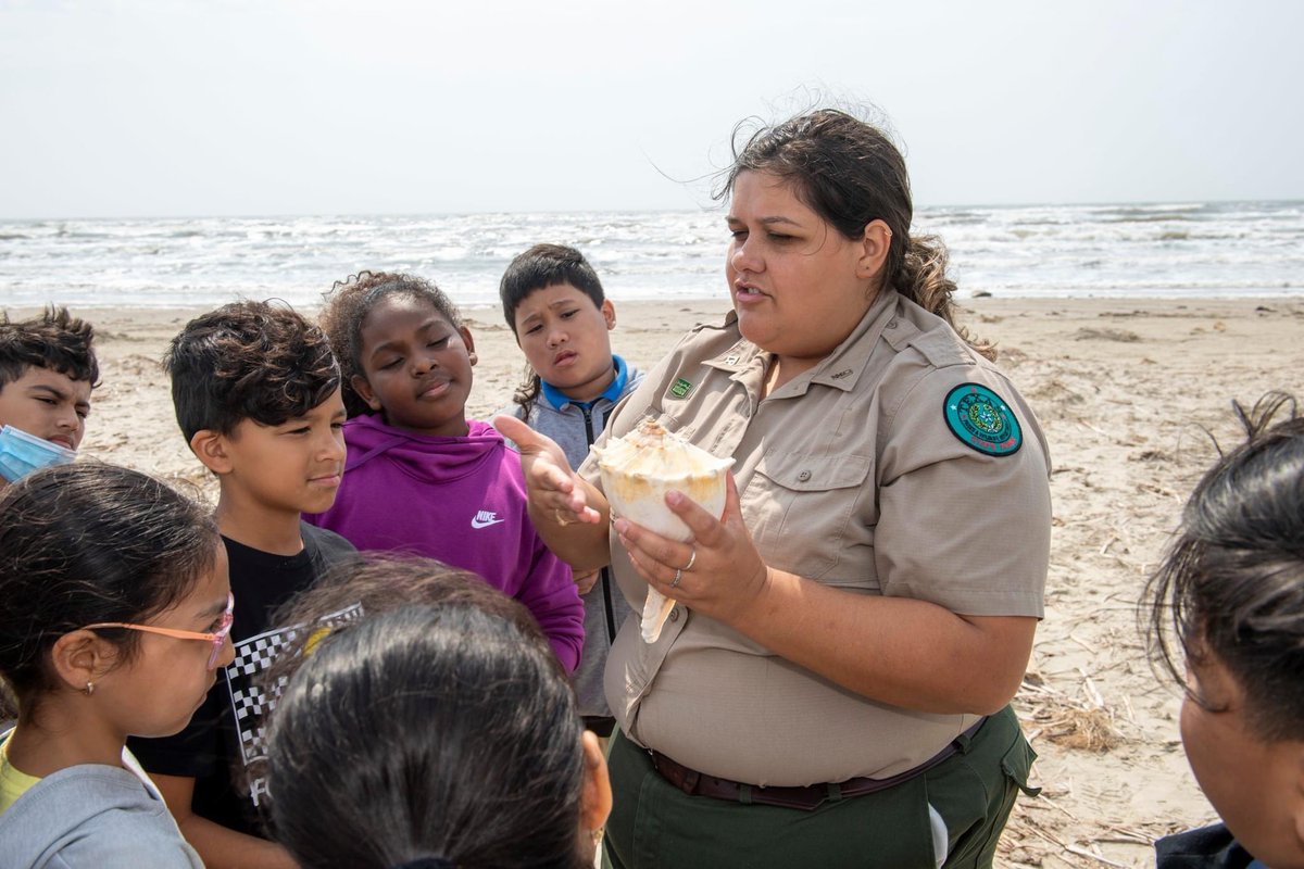 Are you signed up for our Newsletter? Don't miss out on upcoming lessons!

(Subscribe here) 
content.govdelivery.com/accounts/TXPWD…

A great resource for teachers 👩‍🏫 

#back2school #teacher #resources #educacion #distancelearning #txstateparks