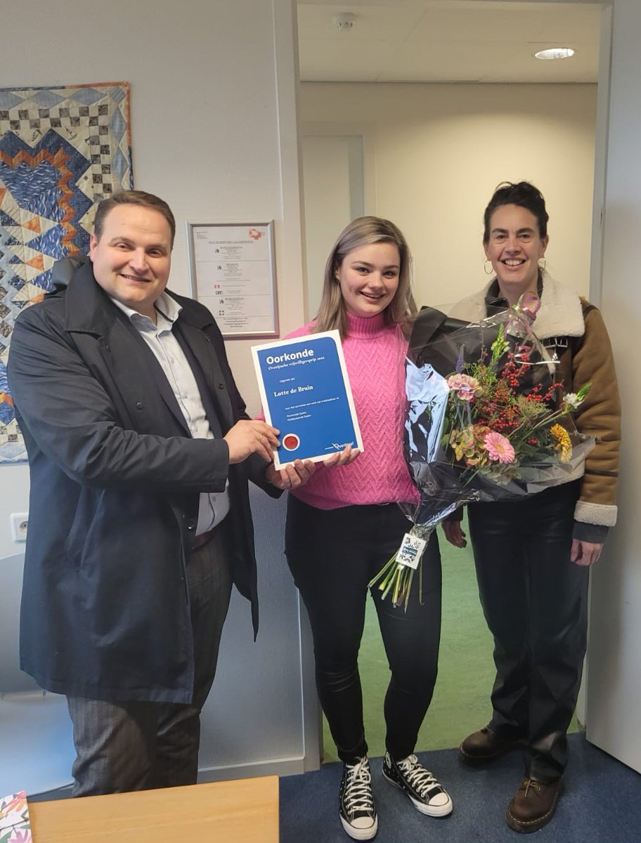 𝐃𝐫𝐚𝐚𝐠 𝐤𝐚𝐧𝐝𝐢𝐝𝐚𝐚𝐭 𝐚𝐚𝐧 𝐯𝐨𝐨𝐫 𝐝𝐞 𝐎𝐯𝐞𝐫𝐢𝐣𝐬𝐬𝐞𝐥𝐬𝐞 𝐕𝐫𝐢𝐣𝐰𝐢𝐥𝐥𝐢𝐠𝐞𝐫𝐬 𝐏𝐫𝐢𝐣𝐬 𝟐𝟎𝟐𝟑
zorgsaamtwenterand.nl/nieuws/2023/dr…

#Twenterand #Vroomshoop #Vriezenveen #Westerhaar #DenHam #Geerdijk #vrijwilligers #OVP2023