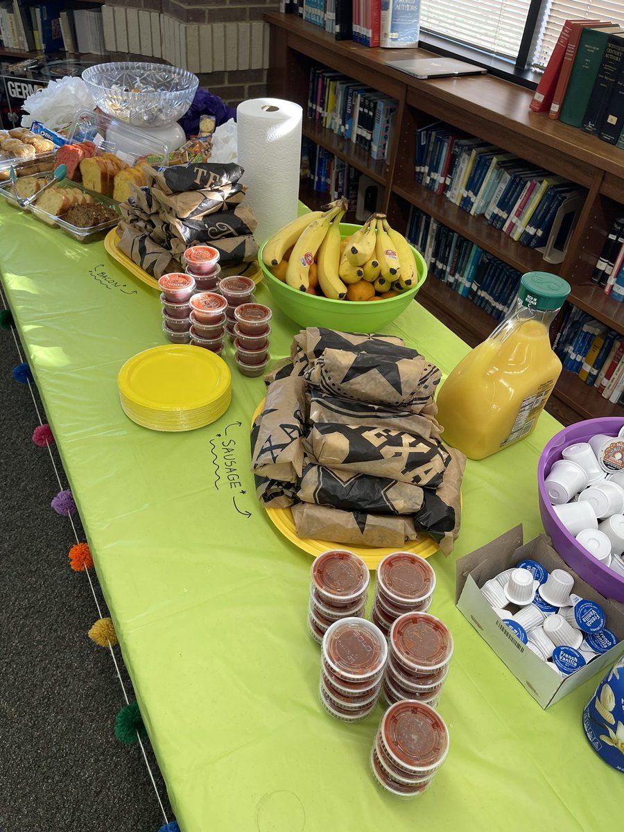 ☀️ Good morning!

🌯 Thank you, Modern Woodmen, for providing Cowboys BBQ and other goodies for breakfast this morning!

💥 Day 2 of New Teacher Academy is underway!
