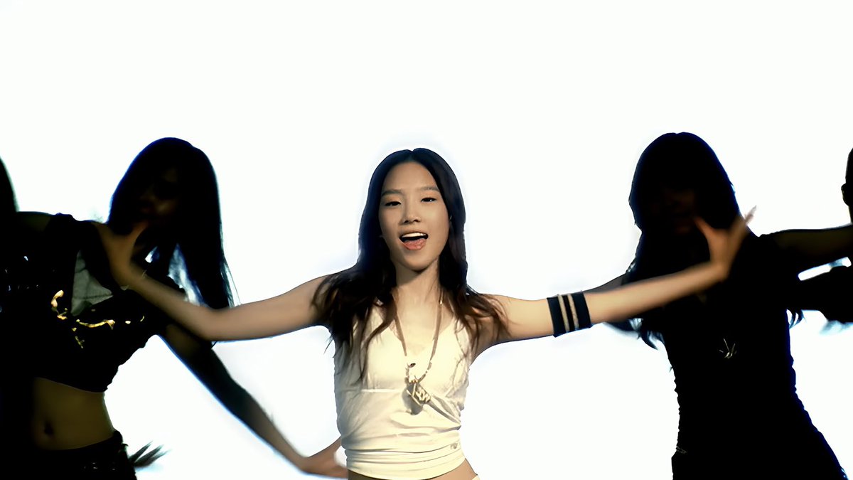 16 years ago, Girls' Generation released their debut single ‘Into The New World.’