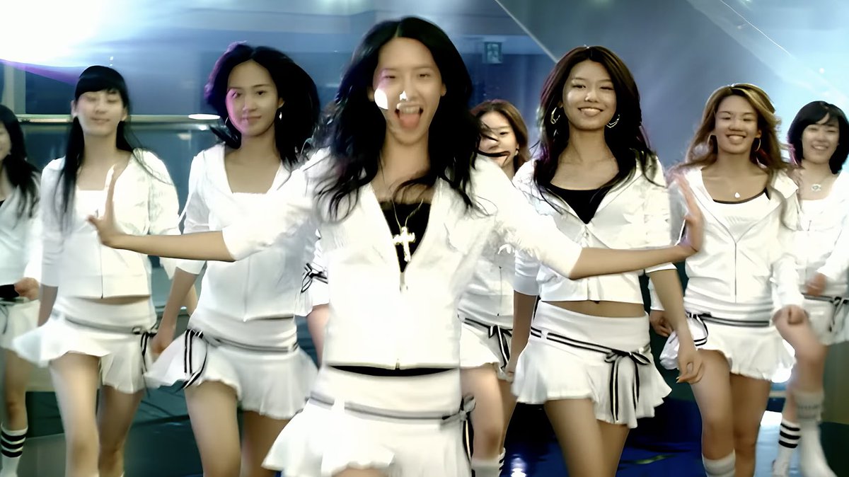 PopBase's tweet photo. 16 years ago, Girls' Generation released their debut single ‘Into The New World.’ https://t.co/XbpsH98mrg