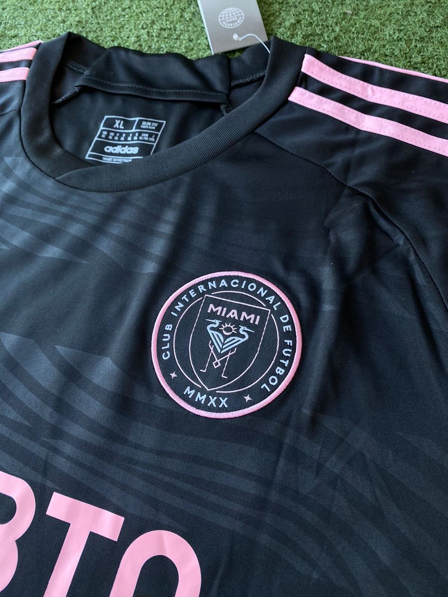 GOAT 🐐

A camisa do Messi já está disponível na Blackshoes!

☑️ Camisas a pronta entrega
☑️ Melhor preço do mercado
☑️ Frete grátis
☑️ Personalização e muito mais
🎁 CUPOM 10%OFF : FUTMAIS10

Acesse: blackshoes.shop