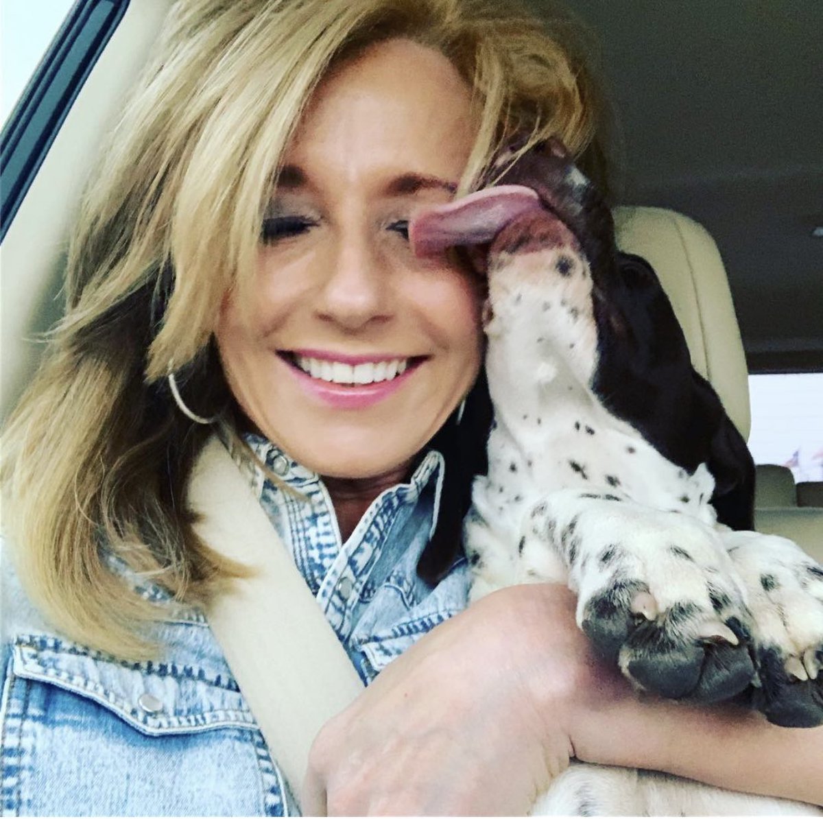 Beth Moore tweet media