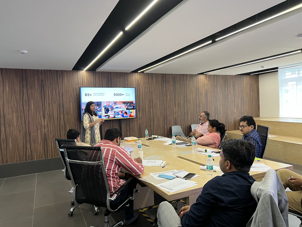 thinkerbelllabs's tweet photo. 🏆 Grateful for the incredible learning experience at the @cityinx (CiX), @FORGE_FORCE &amp; @itntHub  Smart City Bootcamp! 🚀 Securing  2nd place and a cash prize of 3 lakhs made this experience truly unforgettable.🌟 https://t.co/C21FsHN5Pq