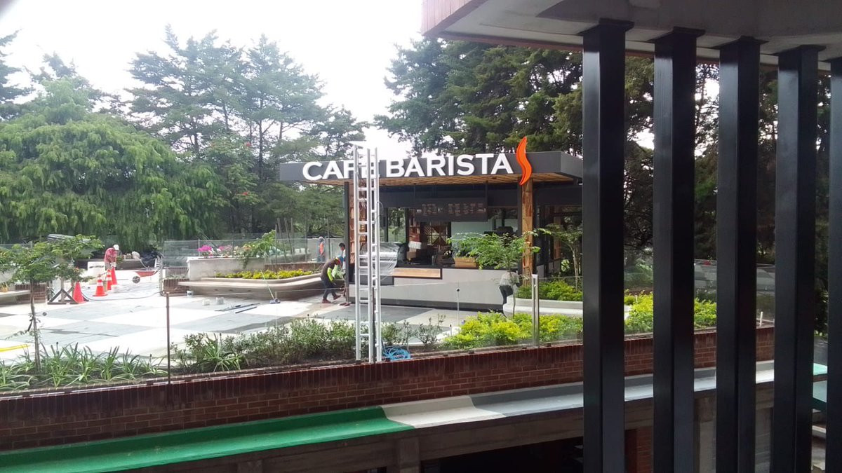 srgxox's tweet photo. Un cafe barista en la U me hace ma persona mas FELIZ del mundo 😭 https://t.co/pW6sM4nXjT