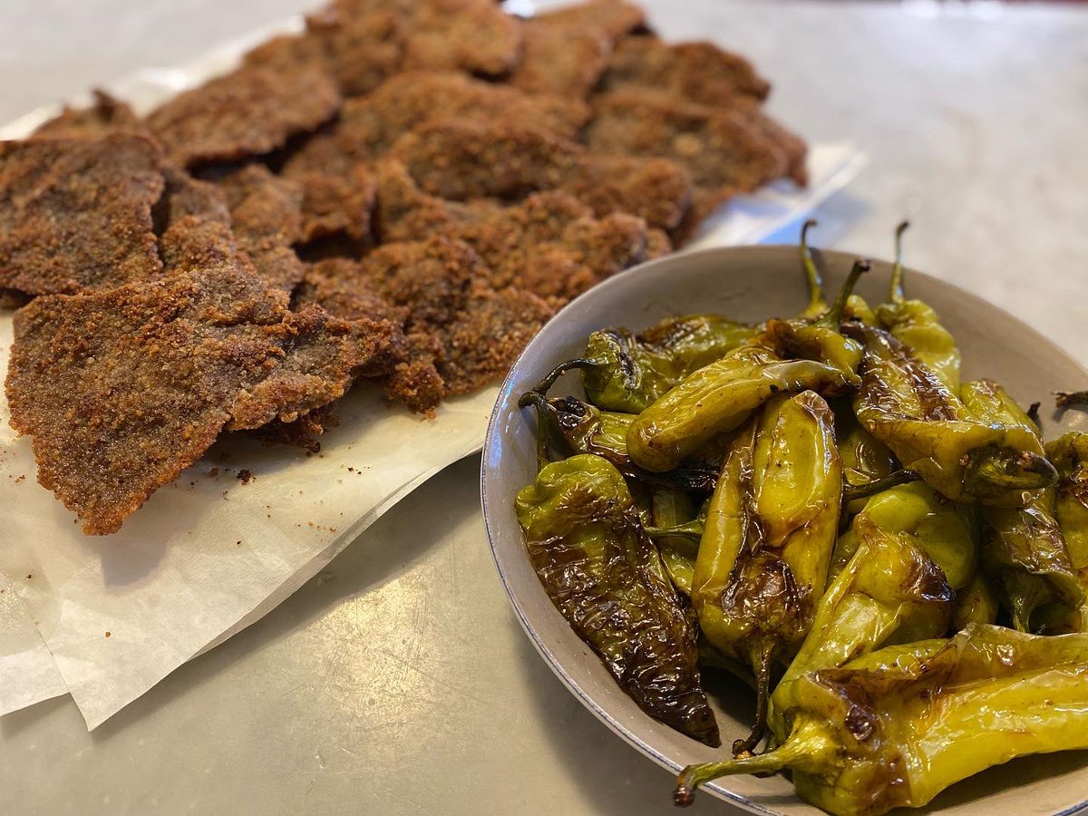 MamasPlanBe's tweet image. GM chefs!!! Summer vibes only 🪄✨✨#cotolette #friggitelli #NoOvenNoProblem #homemade #lovelife