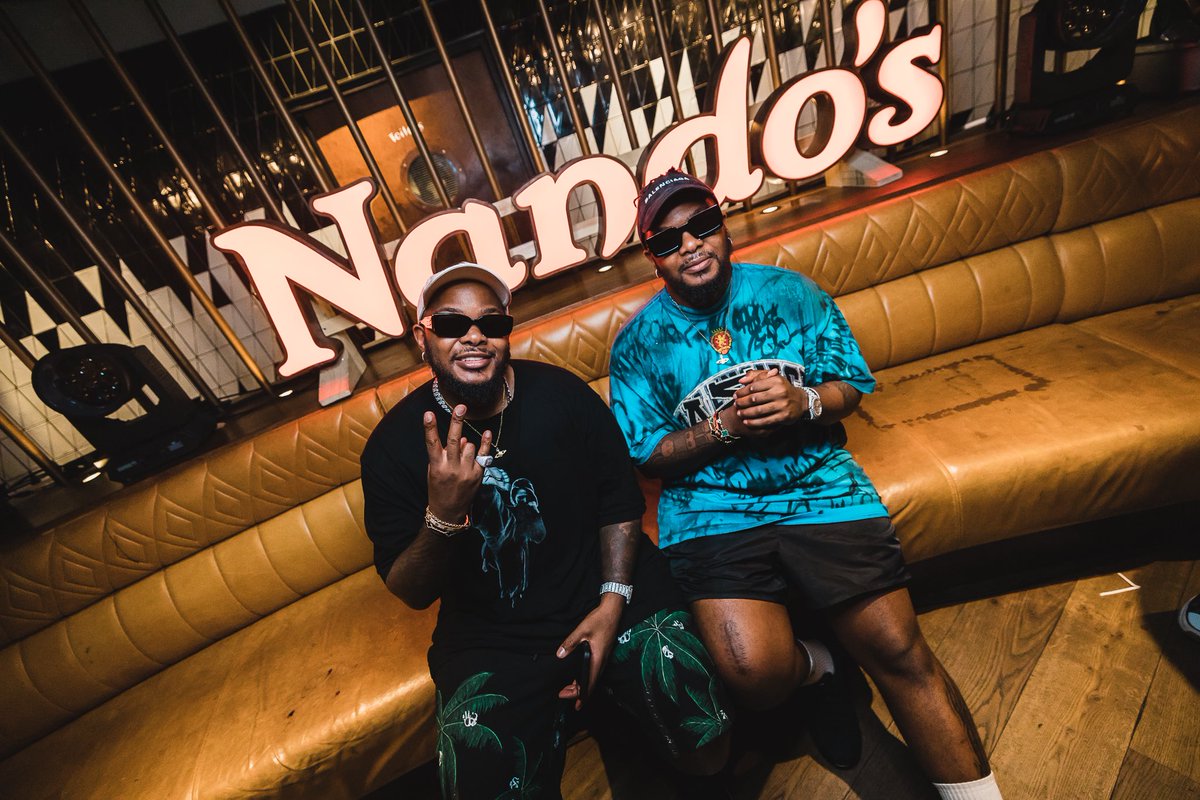 MAJORLEAGUEDJZ's tweet photo. CRAZY POP UP IN LONDON LAST NIGHTβ¦ BIG SHOUTOUT TO OUR PARTNERS @NandosUK β¦ WE GOT ONE MORE TONIGHT π¬π§πβ¦ SEE YOU THERE.. BIG VIBES π€πΎππ½ #MixItUp #PrettyVibesOnly https://t.co/VJCUlJEUTA
