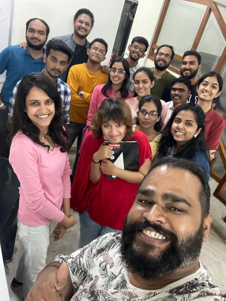 PugMarker's tweet photo. Farewell, Design Interns!

Thanks for the stellar designs and unforgettable memories! We learned from each other and feel proud yet bittersweet as you set off on new journeys. 🐾 Best wishes for the future! 🌠

#FarewellInterns #DesignInterns #TeamPugMarker #DesignInternship https://t.co/2Lqw2fHkFA