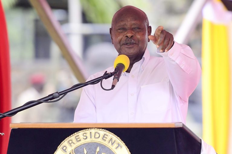 ChadrackLisa's tweet photo. President Museveni said that it has been the grace of God to give them a family, children and grand children. He says that their children were protected by God who has prospered them even though they went through tough times while he fought in the bush to liberate the country. https://t.co/fcn1jzEgrX