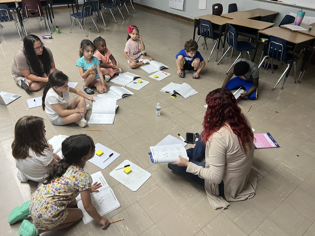 PrincipalFan1's tweet photo. The last week of summer fun and learning happening at St Theresa. #catapultlearning #summer2023 @ArchNY_Schools @ArchNY_Supt @NE_BronxADNY @CatapultLearn https://t.co/EAw5GcHSQy