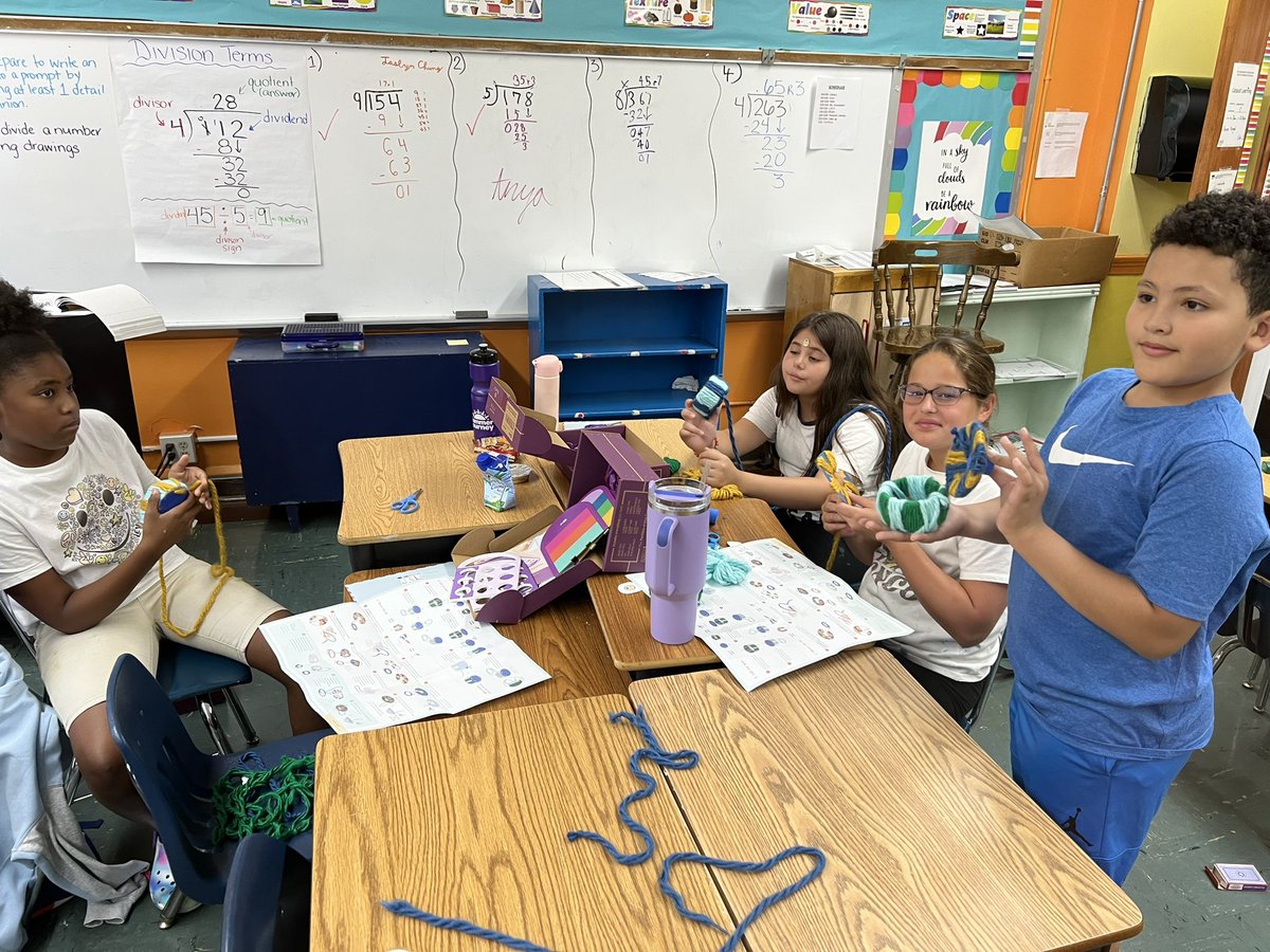 PrincipalFan1's tweet photo. The last week of summer fun and learning happening at St Theresa. #catapultlearning #summer2023 @ArchNY_Schools @ArchNY_Supt @NE_BronxADNY @CatapultLearn https://t.co/EAw5GcHSQy
