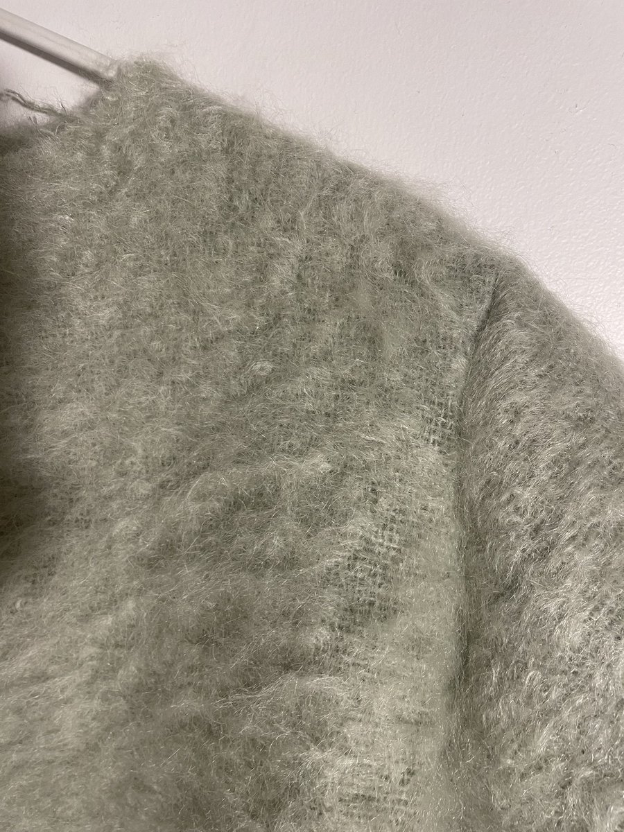artforealdotcom's tweet photo. Click below! All retweets today get 25% off all original pieces in this special mohair set. 

Lime green mohair set for sale https://t.co/FUNLCubo9W via @YouTube https://t.co/dJ4ccVCUFz