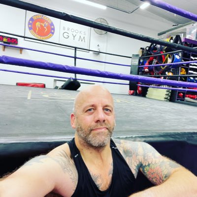 Jonnymarvel's tweet photo. #NewProfilePic https://t.co/4RT7EqqJNj