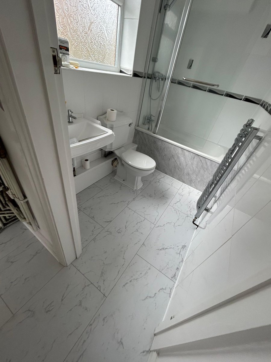Floors2homesLtd's tweet photo. Marble Tile effect LVT, how about this in your home✅ https://t.co/CLy8tbFGCk