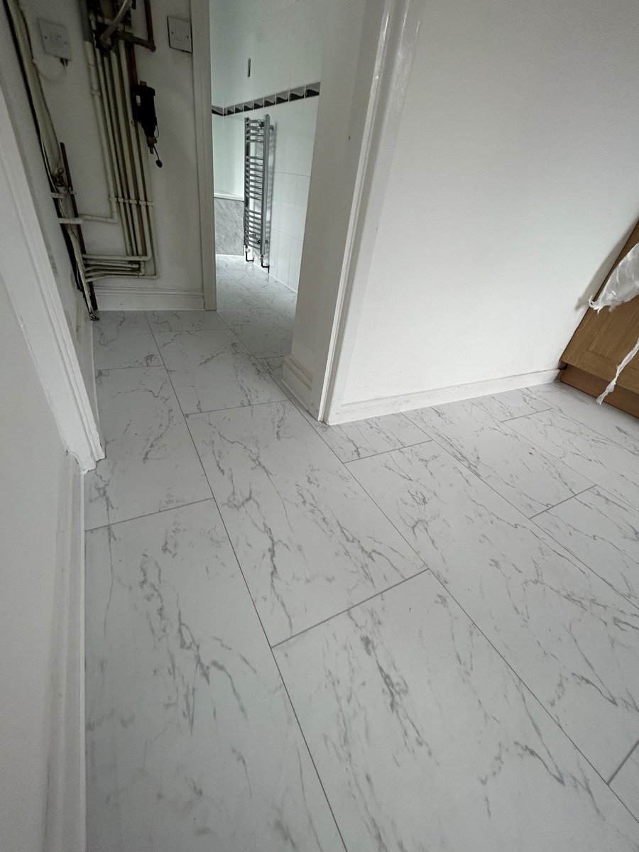 Floors2homesLtd's tweet photo. Marble Tile effect LVT, how about this in your home✅ https://t.co/CLy8tbFGCk