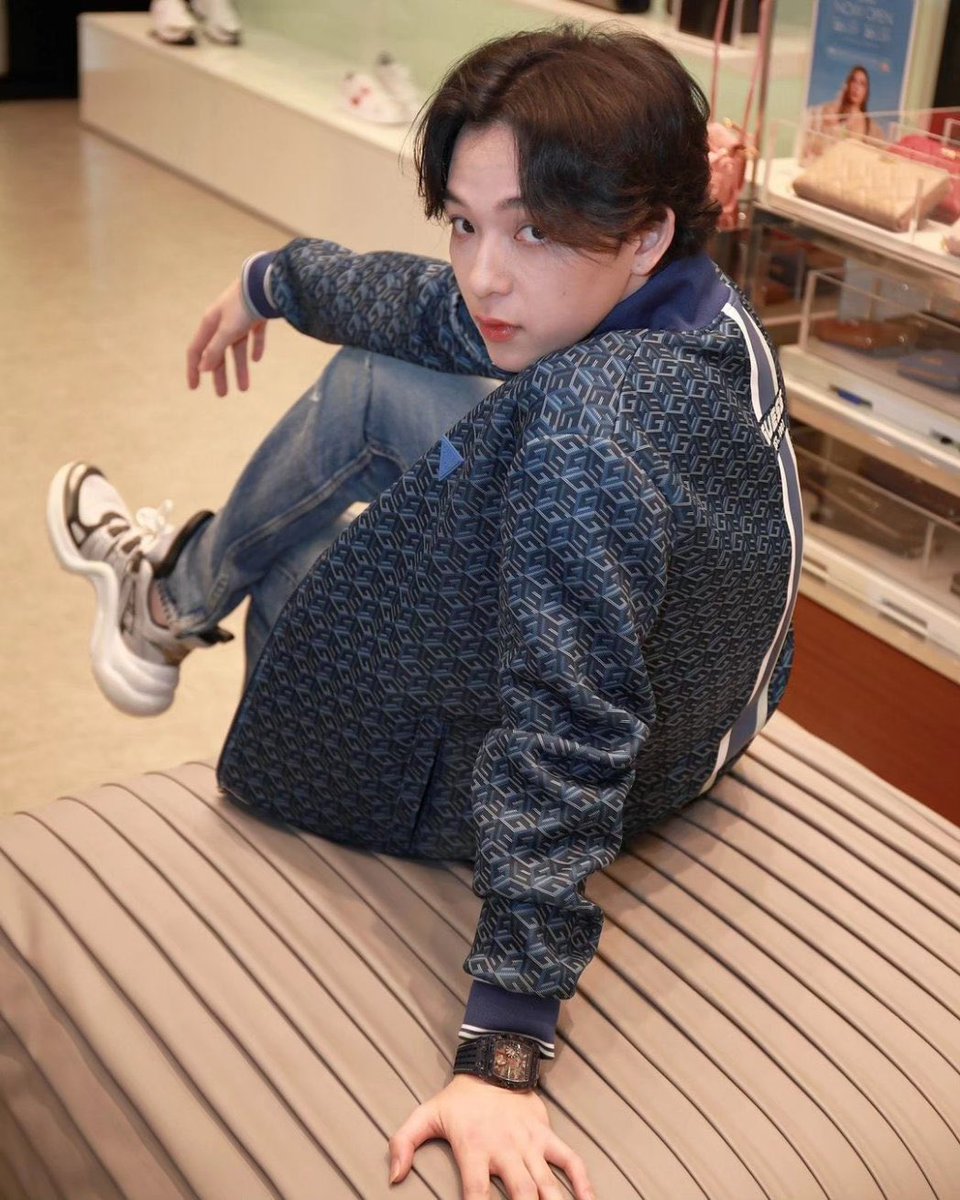 QqQq6140's tweet photo. ขอใจให้น้อนหน่อยค้าบ ❤️❤️

https://t.co/NUBRqxDRGP

#GUESSNewStoreOpeningxBas
#บาสเด็กอ้วนที่แท้จริง  
#bbasjtr  @basjtr https://t.co/JTPYBQVu8x