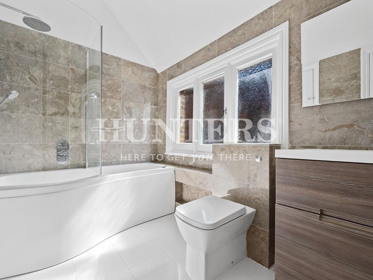 LET AGREED 🔐

📍 Greencroft Gardens, London, NW6

📞 Call us on 0207 431 4777 to find your dream property 🏡

#property #tolet #lettings #viewing #NW6 #2bedroom #home #let #rent #renting #london #torent #estateagent #apartment