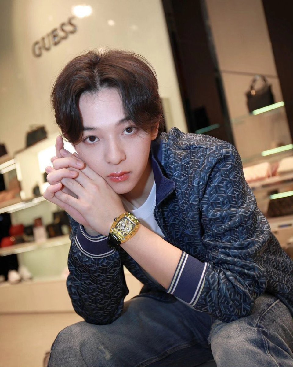 QqQq6140's tweet photo. @basjtr จะให้น่ารัก จะให้หล่อ น้อนไม่ติดนะค้าบ

https://t.co/NUBRqxDRGP

#GUESSNewStoreOpeningxBas
#บาสเด็กอ้วนที่แท้จริง  
#bbasjtr  @basjtr https://t.co/3JX9dzBvLX