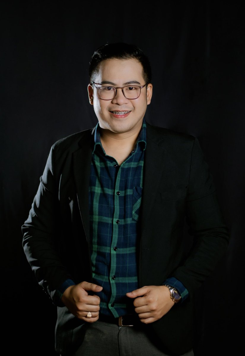 joshuakenneth_a's tweet image. #7thYear

I am fortunate to embark my 7th year in the media industry bringing the shibboleth - TATAK RMN! 

NO REGRETS. APPEASED. FULL OF THANKSGIVING. ❤️

Couldn't be more grateful to be working with excellent professionals with high standards and great ethics. 🙌