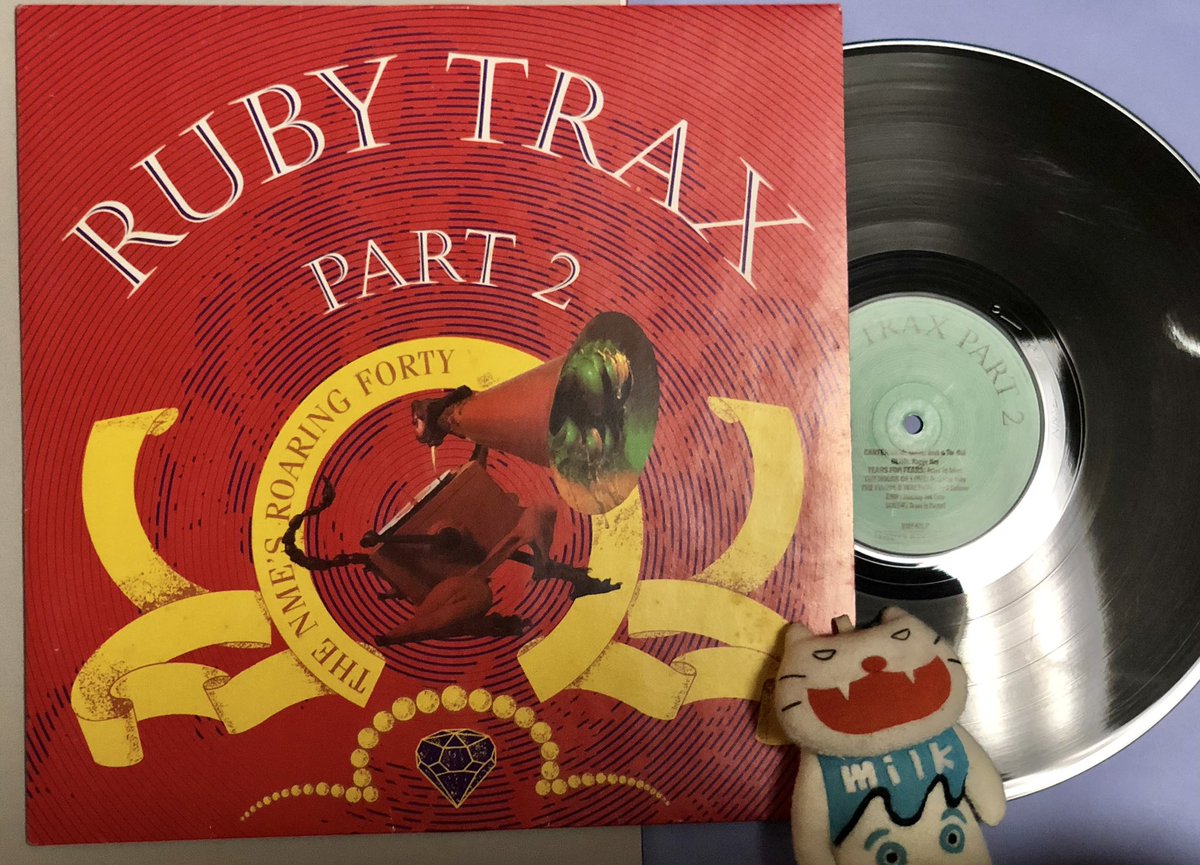 popit1998's tweet photo. NMEの40周年記念『Ruby Trax』3枚組アナログ!
1992年までの40年間のヒット曲をカバーするという企画で、面子もその当時活躍中のアーティストばかりで良い👍🏻
blurは先述の”Maggie May”で参加!
#blur #RubyTrax #NME
#じゃあくねこのたくらみ https://t.co/VrWxwQDPTe