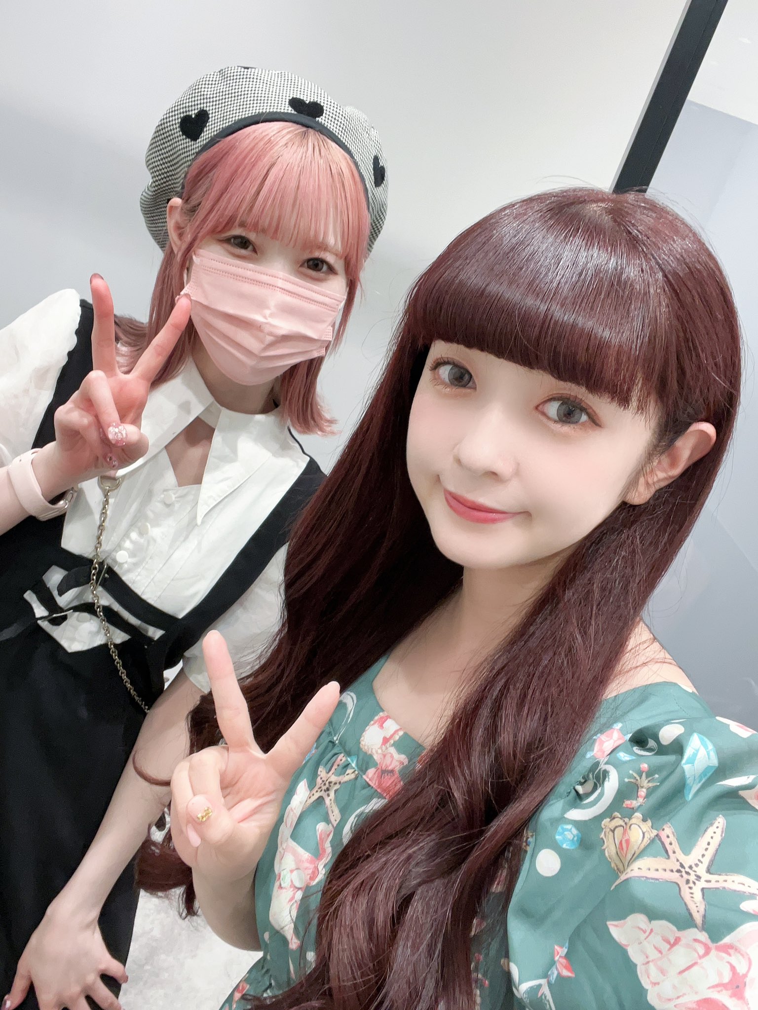 青木美沙子♡１９点セット♡ヘアアクセ しまむらさんコラボ扇子、ヘアアイロンなど雑貨編 | 青木美沙子