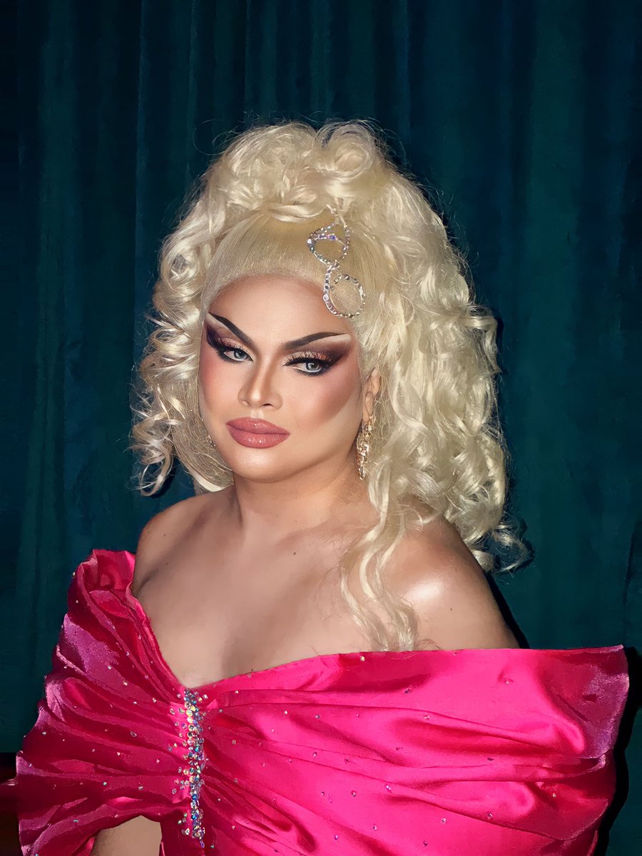 GorgeousDawn18's tweet photo. Keep calm and look like Barbie. ๐
Drag Race Philippines Season 2 Premiere
๐ฑโโ๏ธwigstyled: @marthaamethyst
๐wearing Airah Cleng
๐
nails: Claw Couture
๐Skin care by Kendi Beauty Lounge & Wellness Manila
๐ shoes Jose Joaquin Bragais
#DragRacePH
#KaFreshness #gdnatics #barbie https://t.co/FNySYrznhy