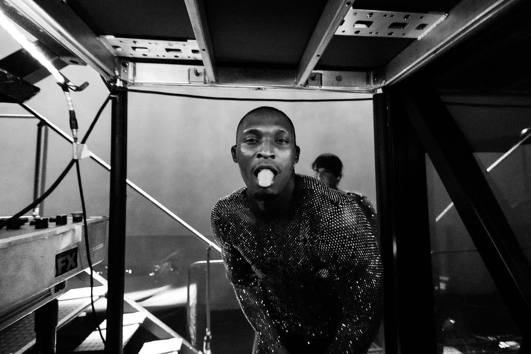 samsmith's tweet photo. RALEIGH. THANK YOU FOR DANCING AND SINGING AND FROLICKING UNDER THE FULL MOON WITH US TONIGHT. THAT WAS SENSATIONAL!! WE LOVE YOU X LOVE GLORIA https://t.co/XzxZpiAhuf