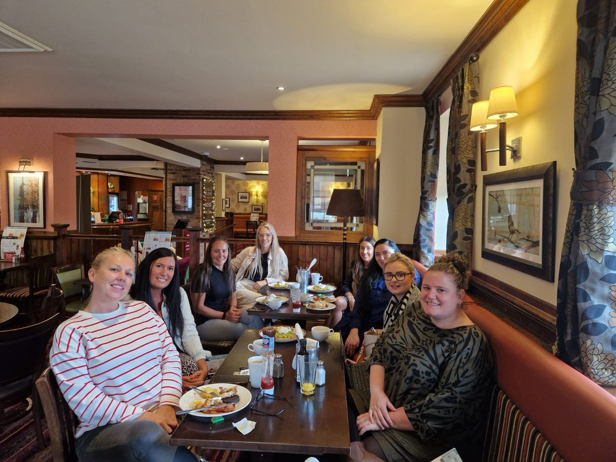 Early morning catch up with my fantastic Duty team managers. Celebrating and appreciating our recent Ofsted feedback, onwards and upwards #teamwigan <a href="/Paulrunningmad/">Paul STARTUP</a> <a href="/sandie_hayes/">Sandie</a> <a href="/CollyD123/">Colette Dutton</a> <a href="/sutton_for/">Rebecca Sutton</a>