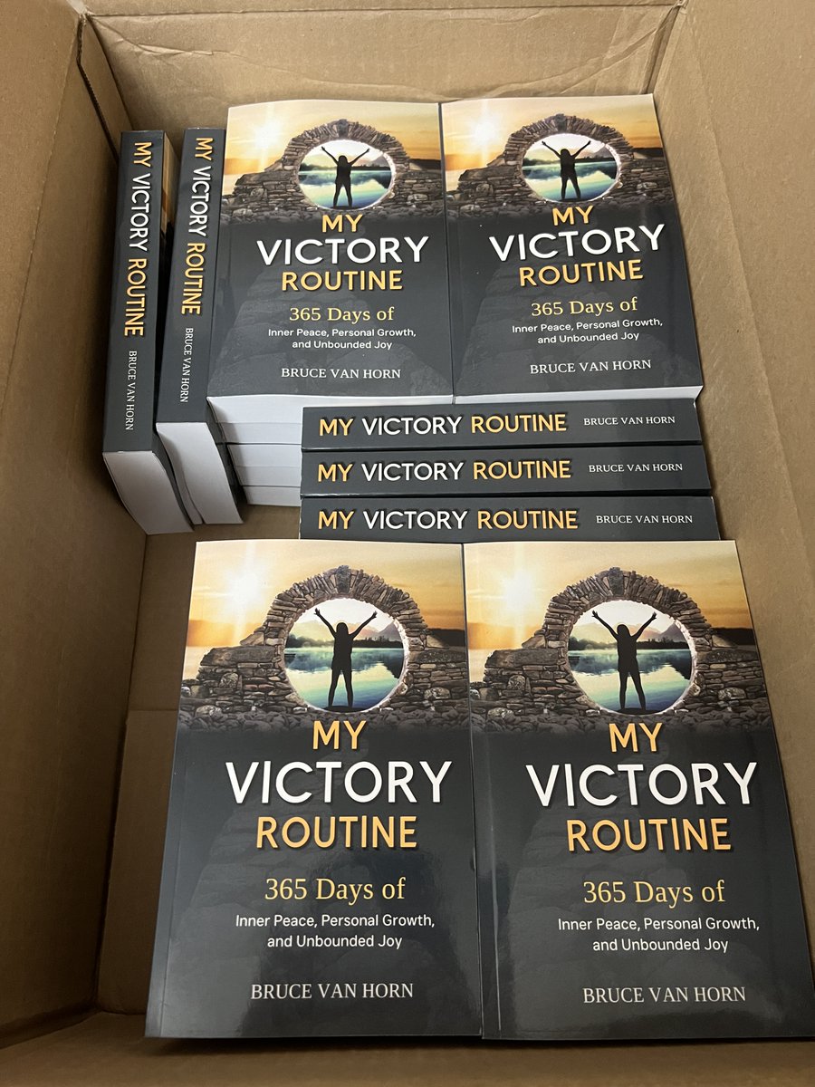 Do you want a signed copy of my new book? They are now available to members of my Coaching Club, Click here to join. For only $25, you'll get a signed book, daily coaching videos, and so much more! patreon.com/posts/books-ha…